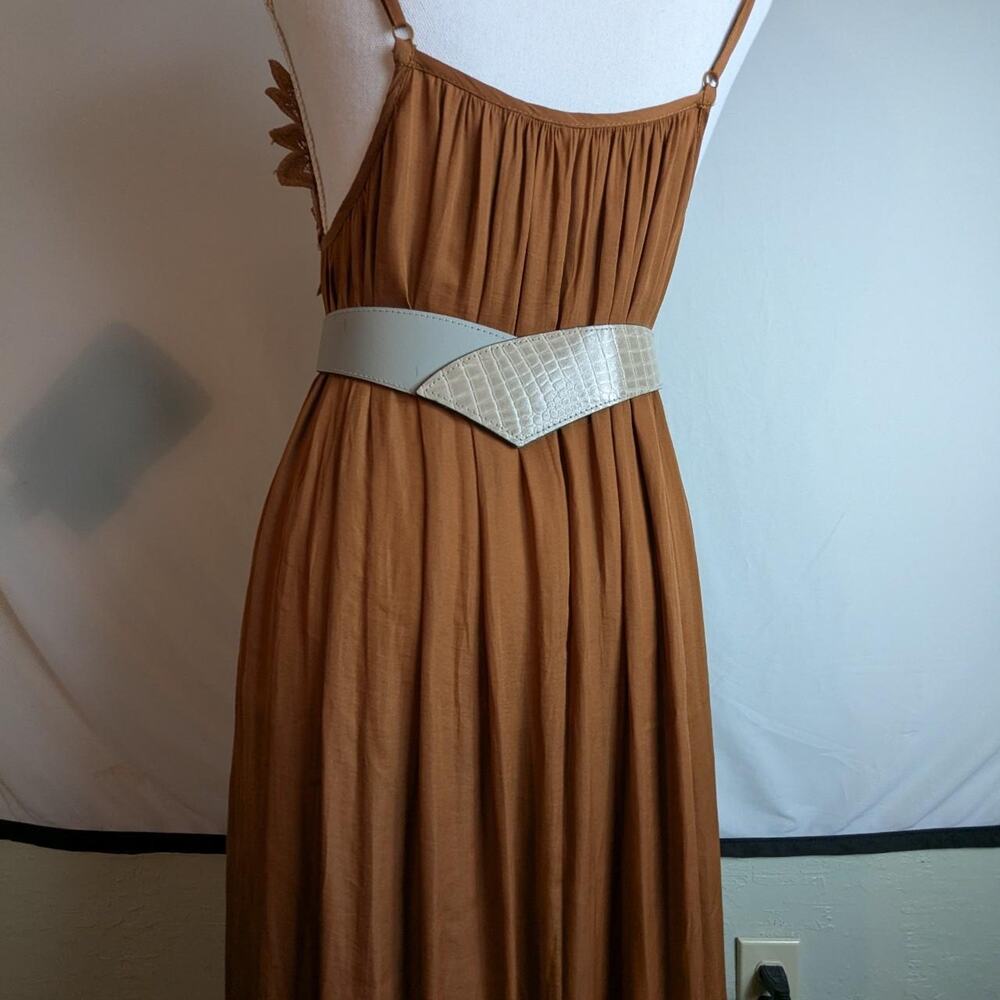 Tan and cream faux leather Fair Medieval Times Belt 80s 90s